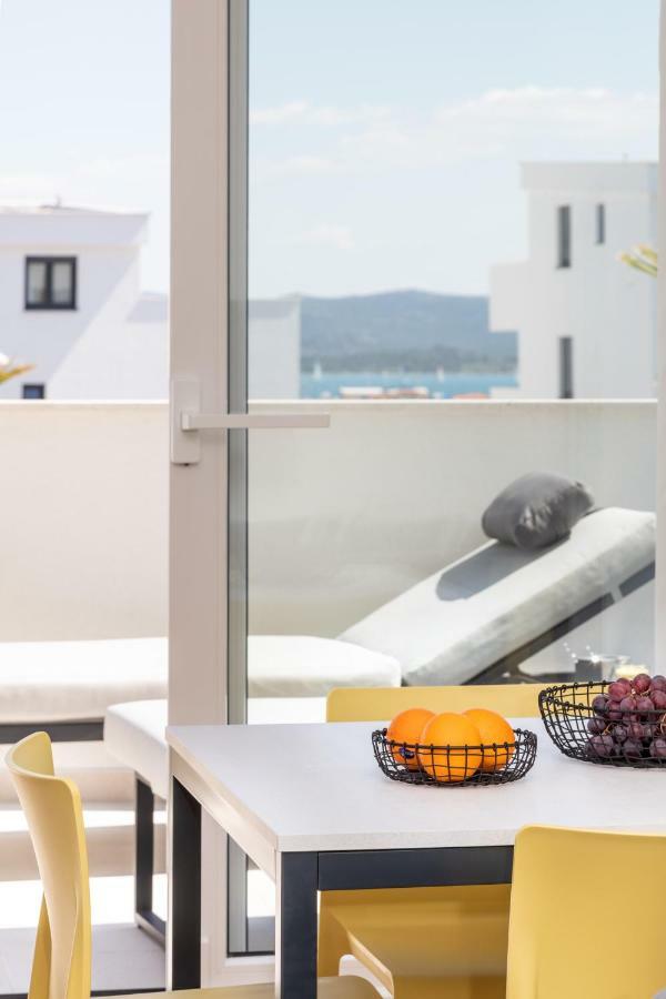 Luxury Apartment La Mer Murter Esterno foto